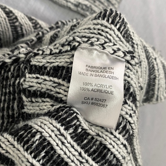 Candy Couture Open Front Cardigan Sweater Sz Small Long Sleeve Curved - Picture 6 of 9